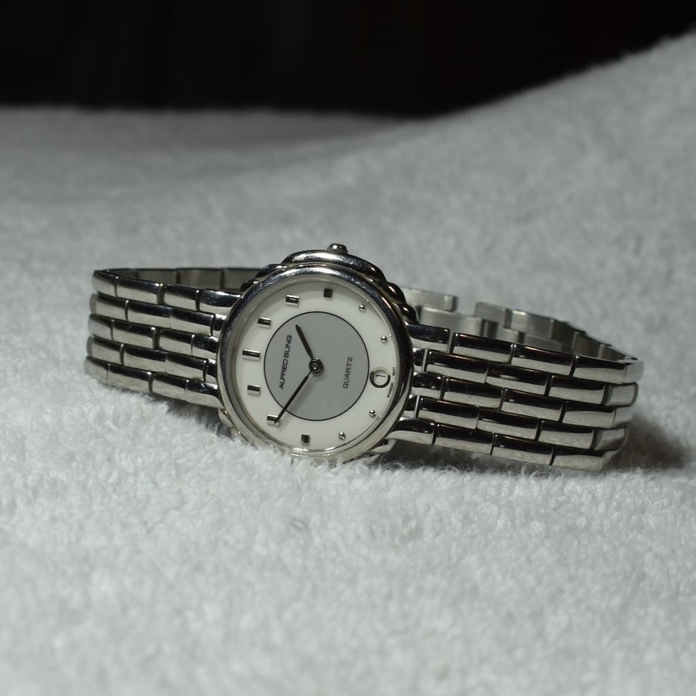 Sleek 80's 925SS ALFRED SUNG Sleek Calendar Watch